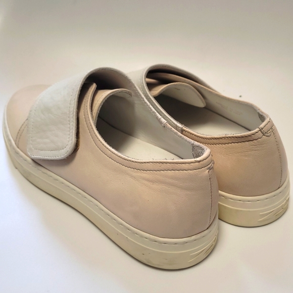 Zcd Montreal Leather velcro slip on sneakers size 7.5us 38 eu - Picture 6 of 13